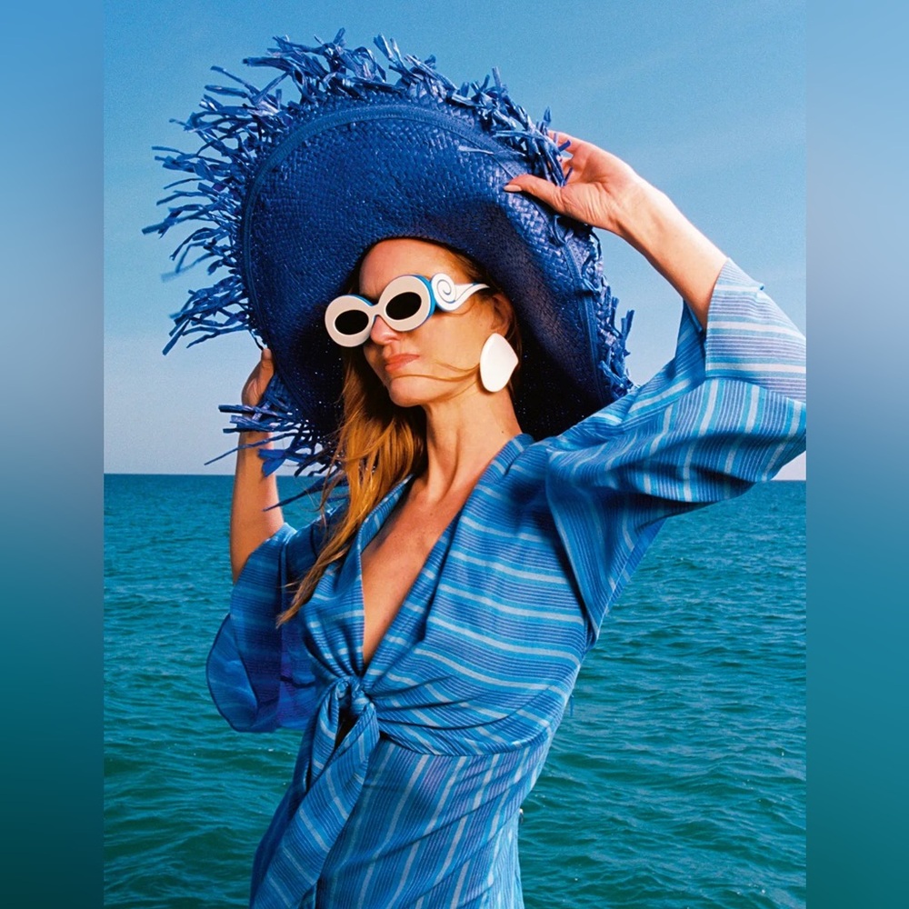 Simon Miller Mango Collab Blue & White Wave Sunnies 🌊